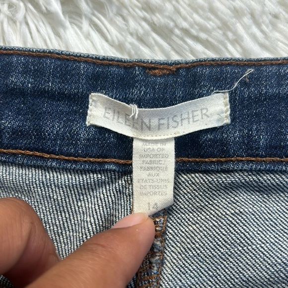 EILEEN FISHER Straight Leg Mid Rise Crop Ankle Jeans - Picture 7 of 8